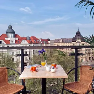 Kurfuerstendamm Otel Berlin